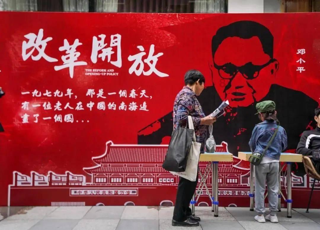成都熠翊发服饰有限公司童装坚持“自然、时尚、价值感”发展
